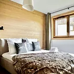 Apartman Stallion D15 Megève
